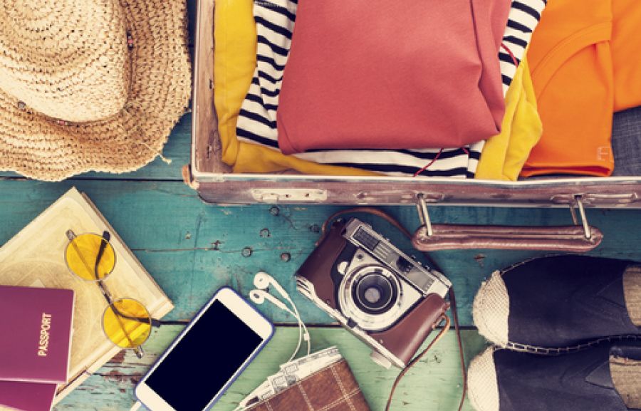 5 Trik Bawa Koper Selama Traveling